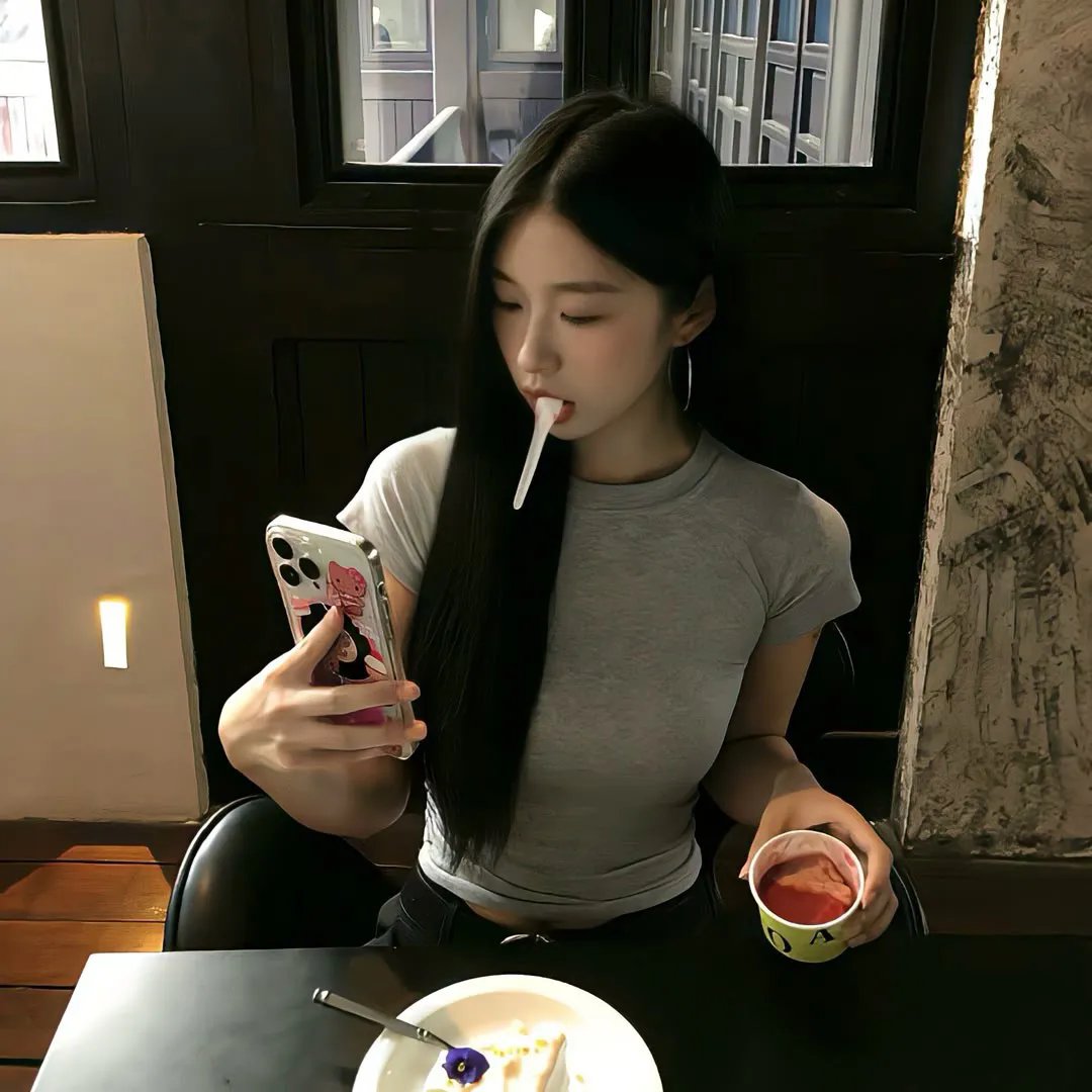 导演 阿伦·安加
